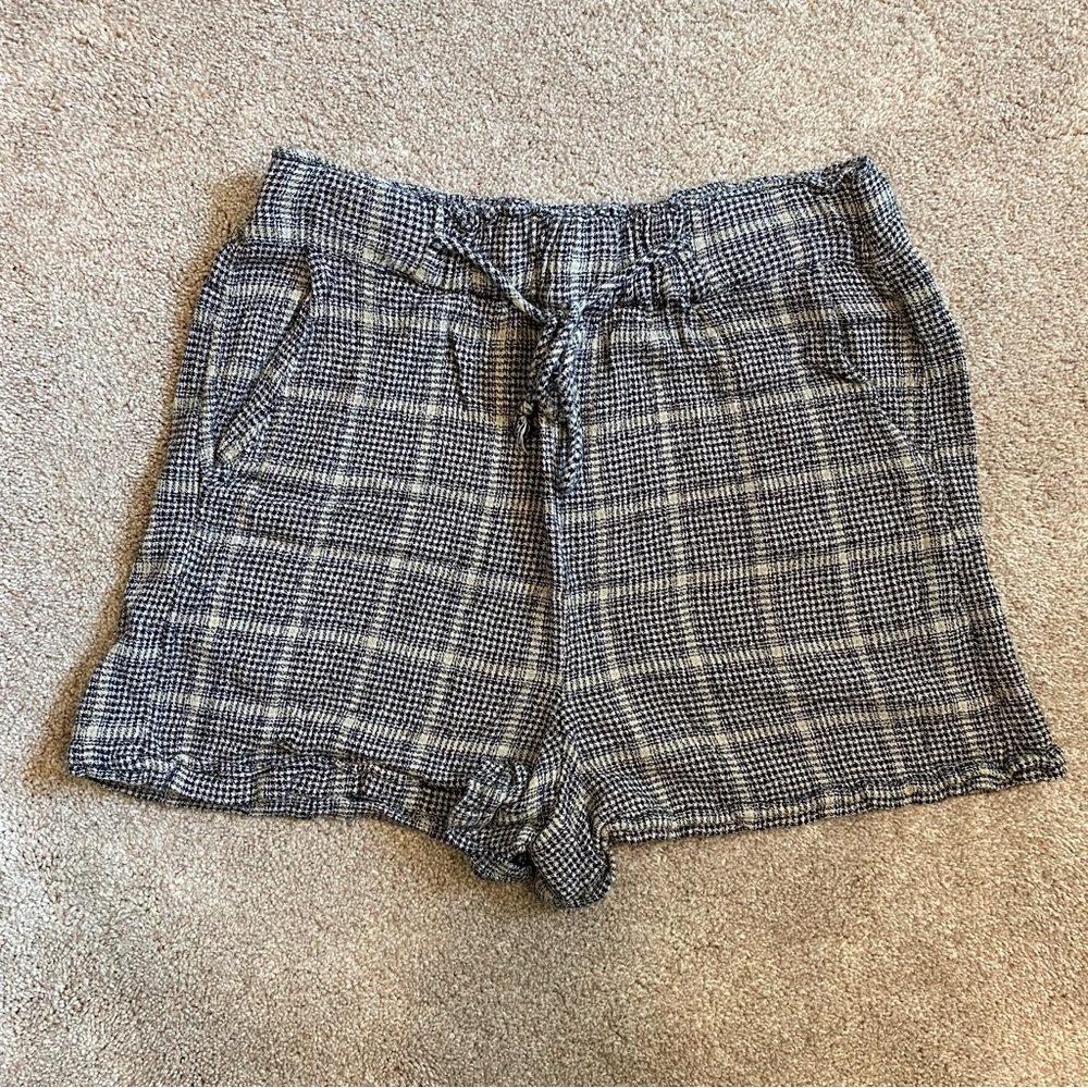 UO Plaid Shorts